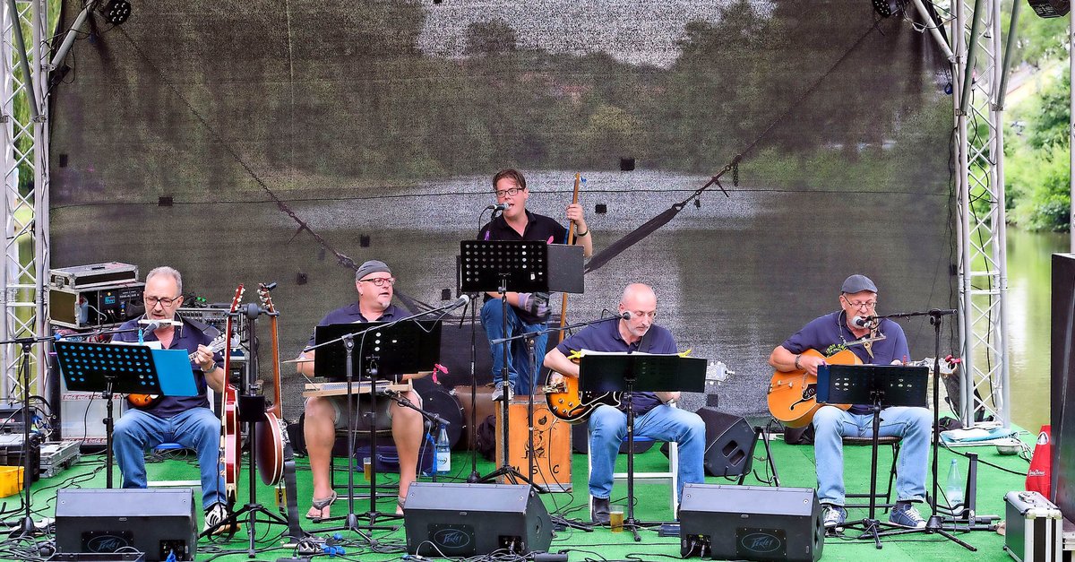 Puppenhaus Miniatur Waschwanne 1:12 Mit Waschbrett & Kleidung | Puppenstube Zubehör