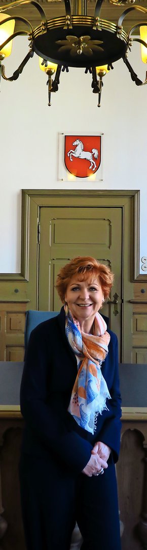 Treppen behindern den Zugang zu Alfelds Justizgebäude