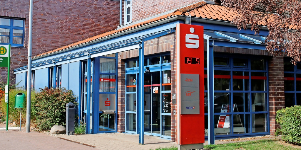 Sparkasse: Nur noch mit Termin in die Filialen – einige ganz dicht - Hildesheimer Allgemeine