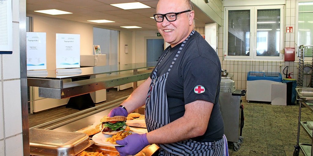 Burgers, currywurst, and lots of conversation - | in the Sappi canteen in ...