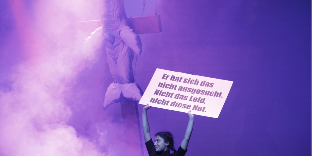 Nur einmal: Die Story des Buckelwals Timmy kommt im Hildesheimer Theater ...