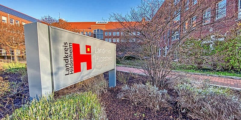 Kreis Hildesheim Geringeres Defizit aber drei große Risiken?