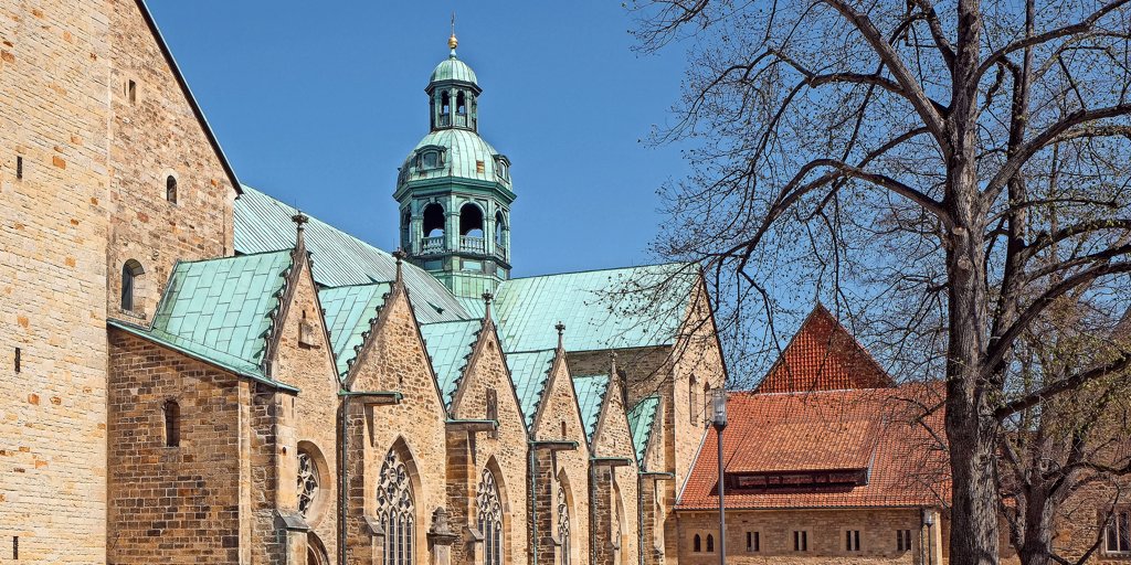 Bistum Hildesheim nimmt deutlich mehr Geld ein als erwartet