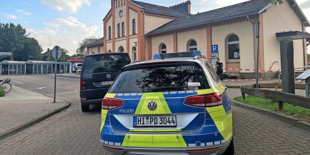 Lebensgefahr Nach Messer Angriff Opfer Von Weißwasser Attacke Weiter Kritisch - 2j388ex