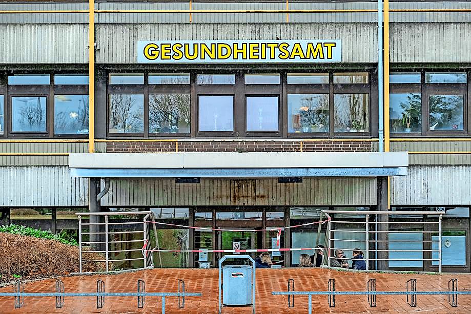 Rückkehrer aus dem Ausland müssen sich beim Gesundheitsamt Hildesheim ...