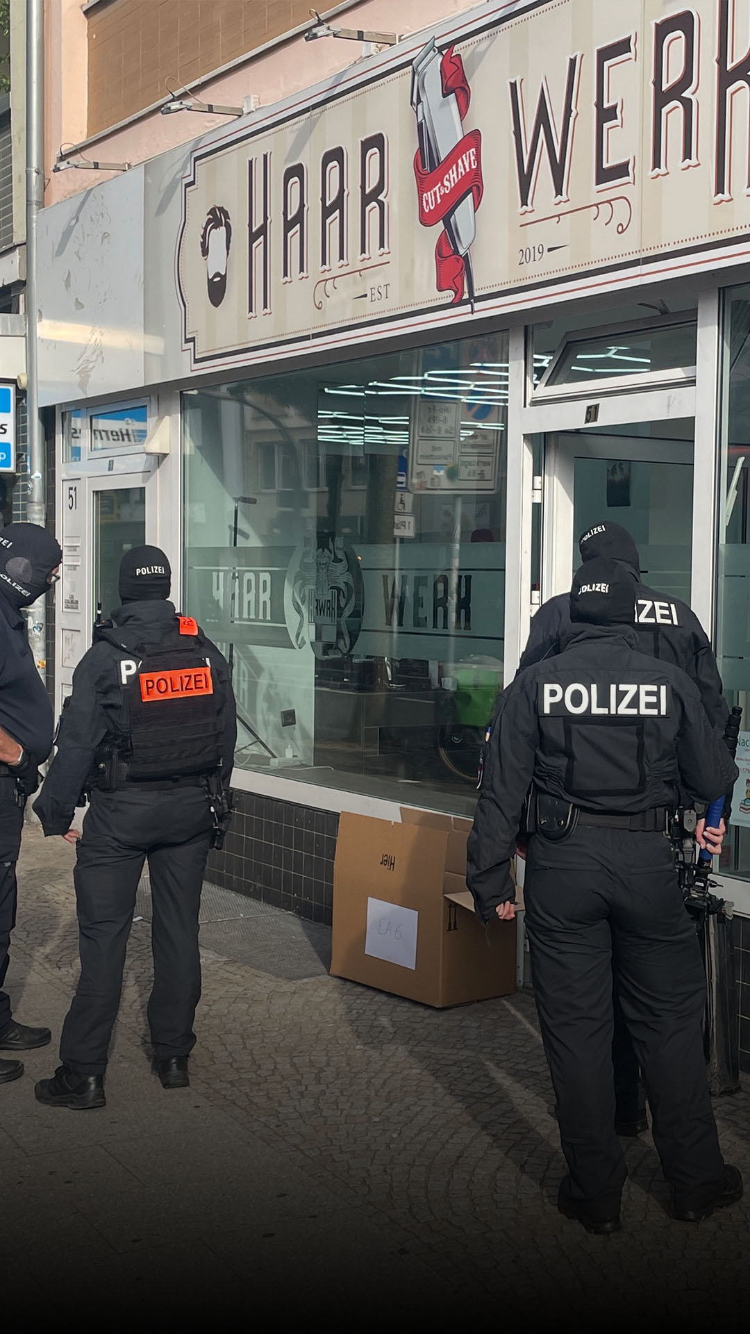 Polizei und Zoll im Großeinsatz