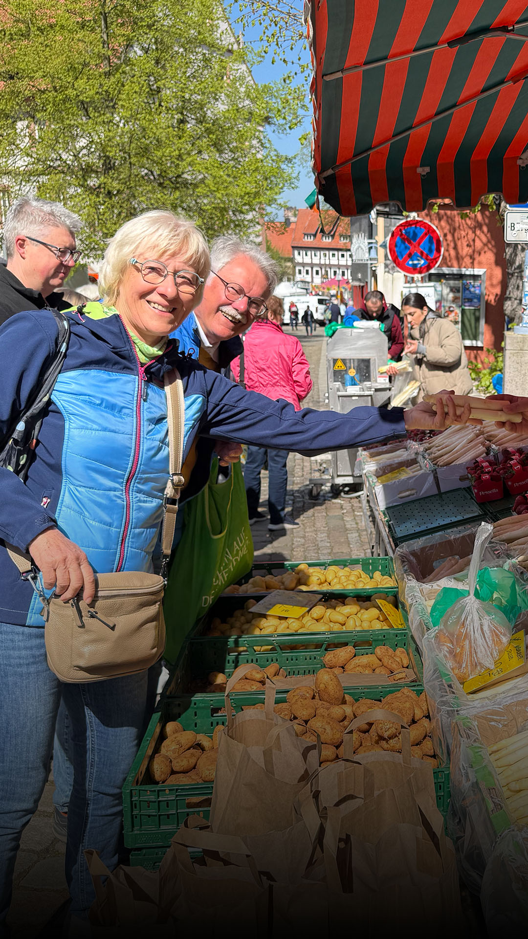 Tolles Wetter und gute Laune beim Alfelder Frühlingsmarkt