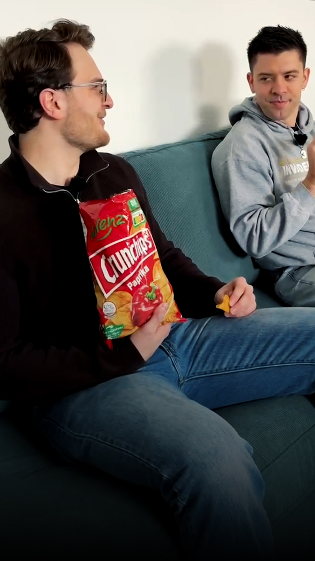 Invaders-Footballer im Snack-Duell der Nationen
