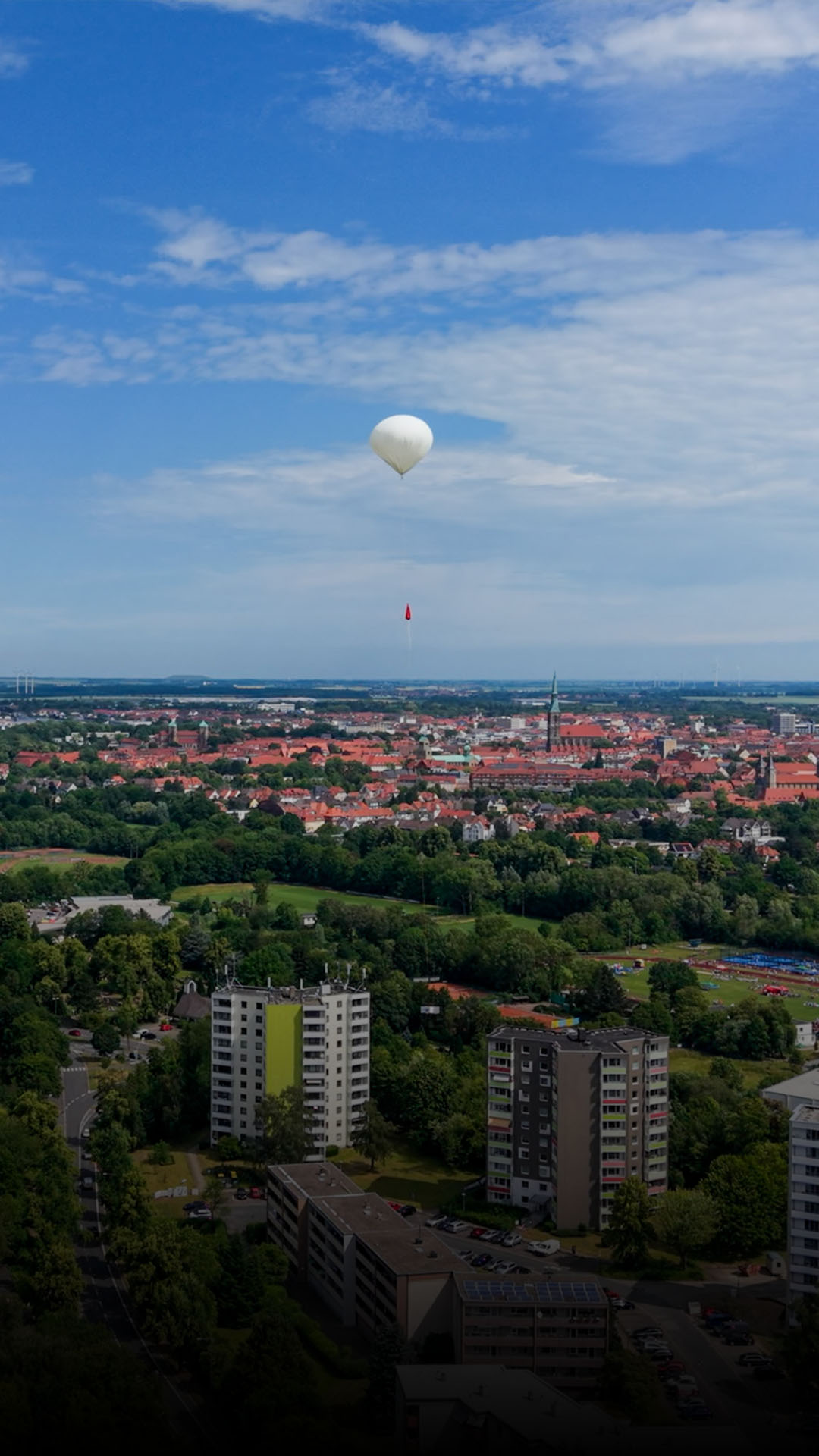 Völlig losgelöst: Renataschule lässt Wetterballon steigen